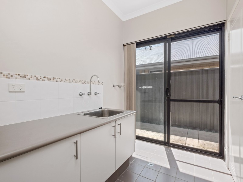 11 Kaliman Bend, Harrisdale WA 6112