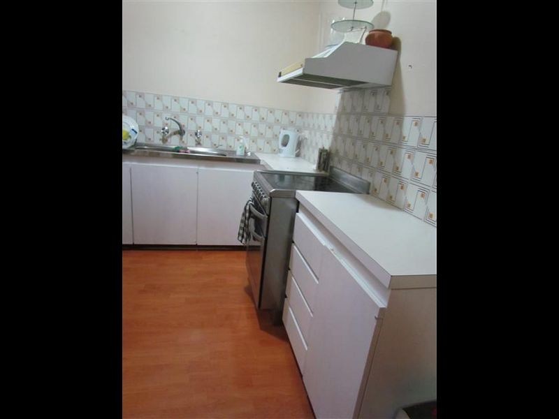 8/19 Freesia Way, Willetton WA 6155