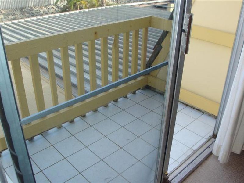 8/19 Freesia Way, Willetton WA 6155