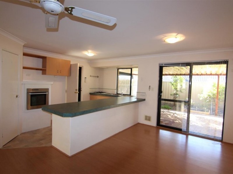 9 Grangemouth Turn, Kinross WA 6028