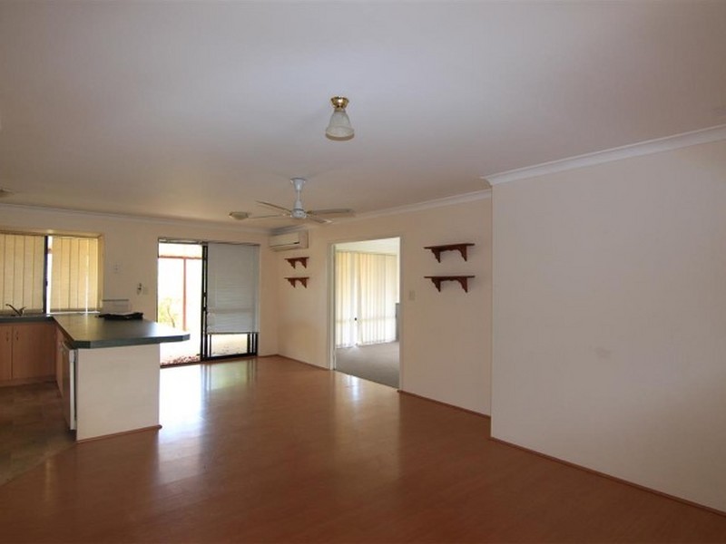 9 Grangemouth Turn, Kinross WA 6028