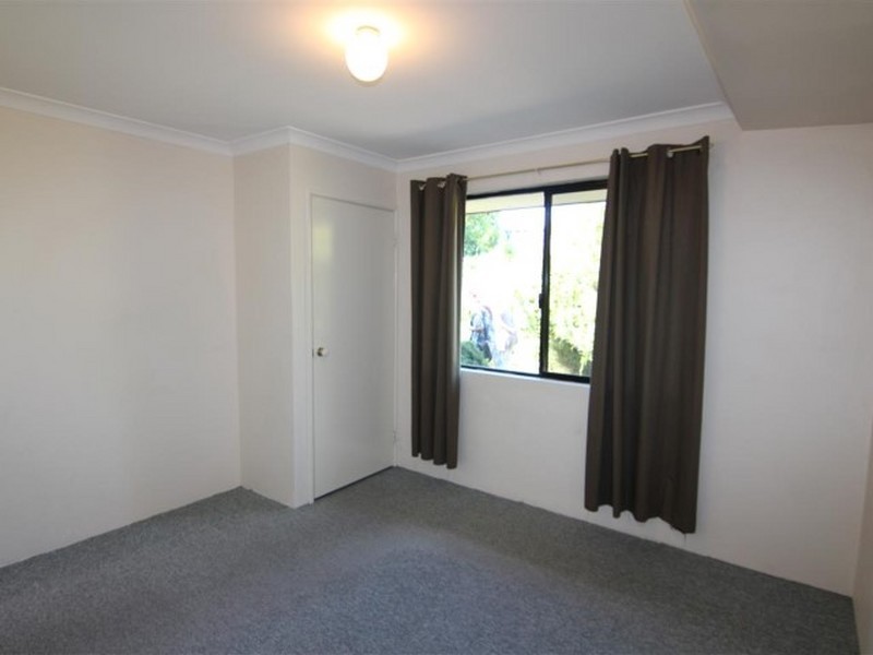 9 Grangemouth Turn, Kinross WA 6028