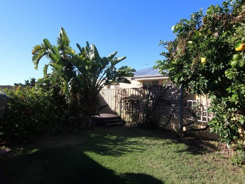 9 Grangemouth Turn, Kinross WA 6028