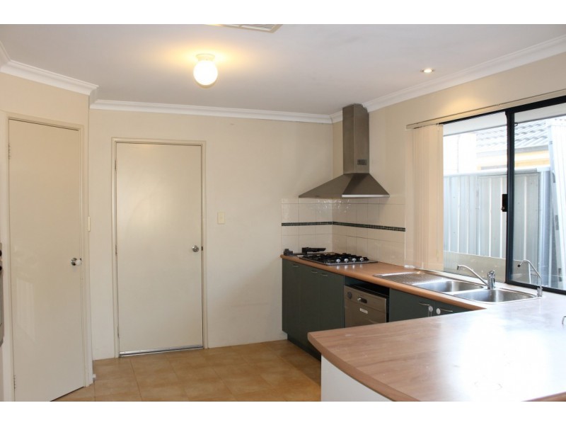 18 Kumarina Drive, Secret Harbour WA 6173