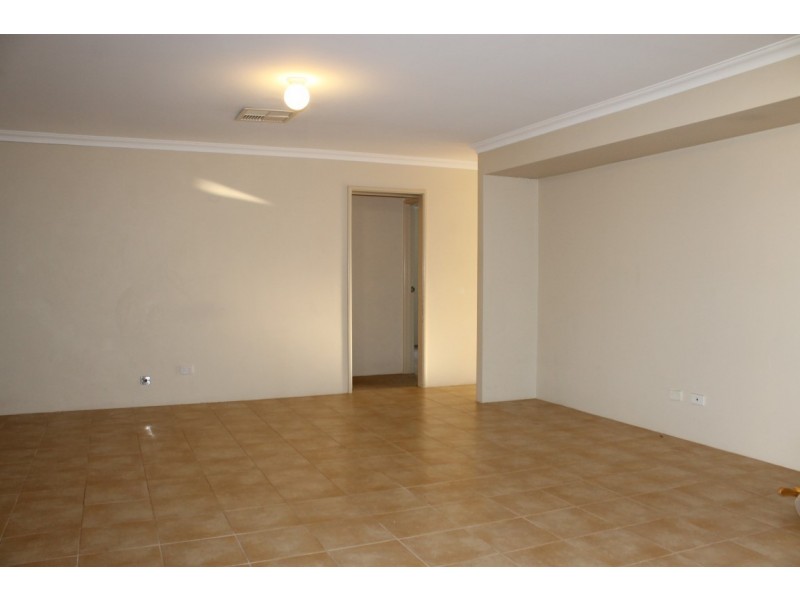 18 Kumarina Drive, Secret Harbour WA 6173