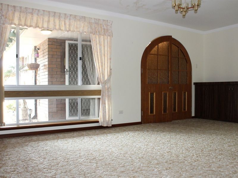 62 Ropele Drive, Parkwood WA 6147