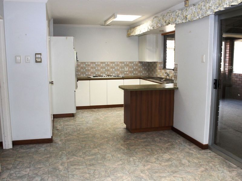 62 Ropele Drive, Parkwood WA 6147