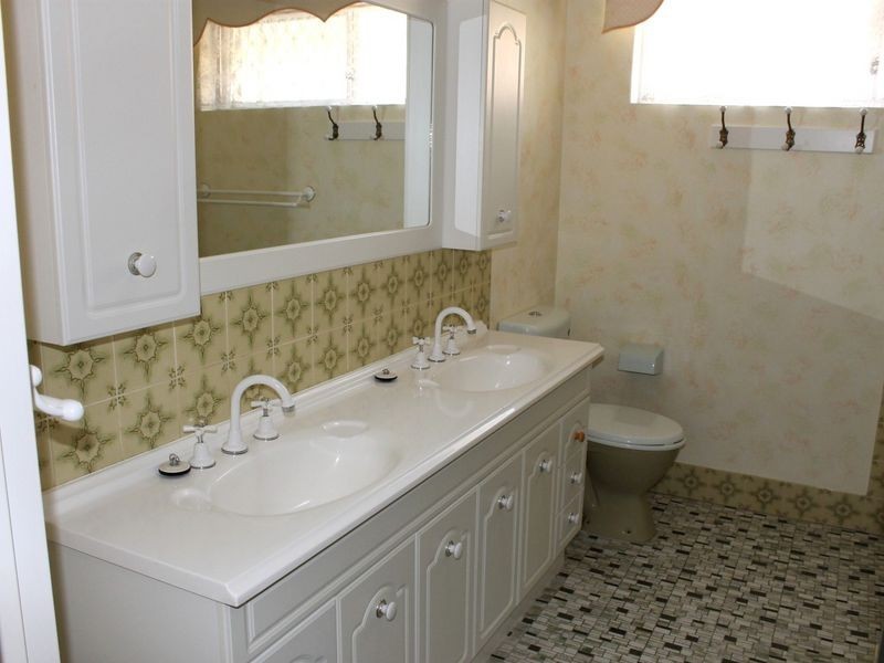 62 Ropele Drive, Parkwood WA 6147