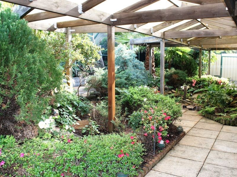 62 Ropele Drive, Parkwood WA 6147