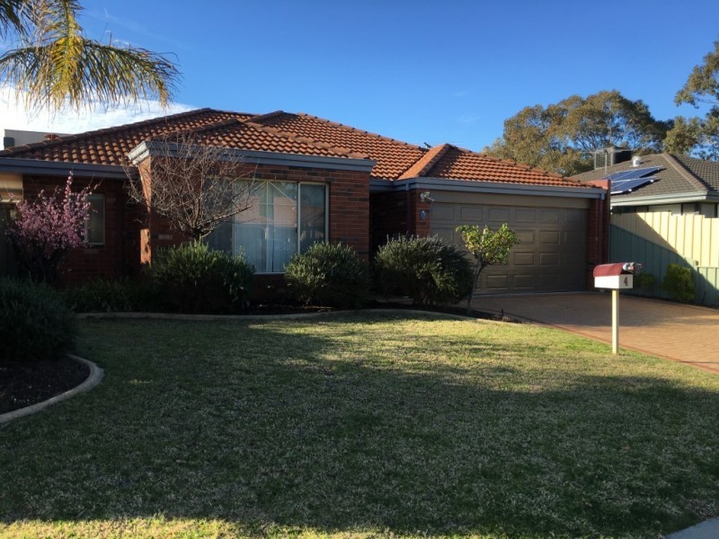 4 Barcroft Court, Atwell WA 6164