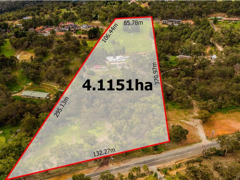 162 Carradine Road, Bedfordale WA 6112