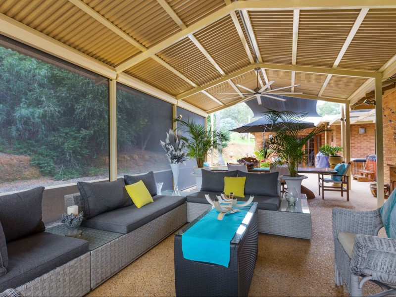 162 Carradine Road, Bedfordale WA 6112