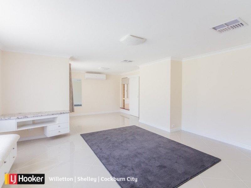 55 Ningaloo Way, Thornlie WA 6108