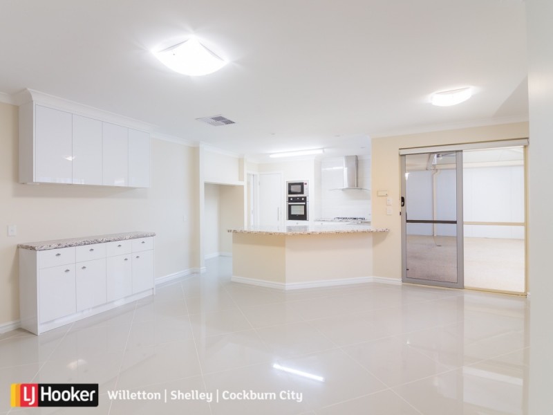 55 Ningaloo Way, Thornlie WA 6108