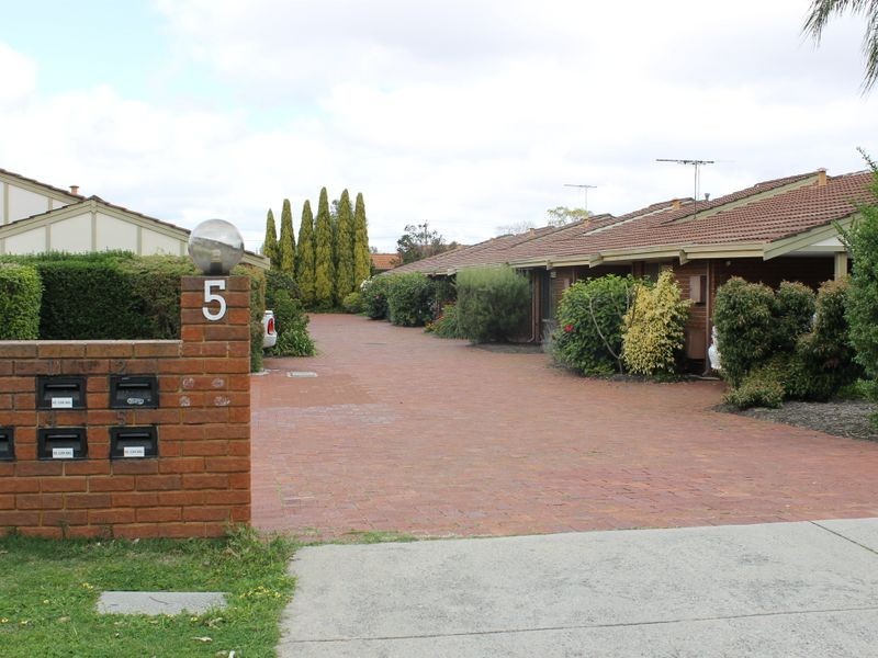 3/5 Dewey Street, Shelley WA 6148