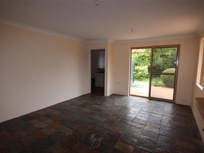 7 Carnac Close, Riverton WA 6148