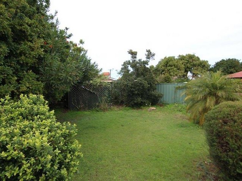 7 Carnac Close, Riverton WA 6148