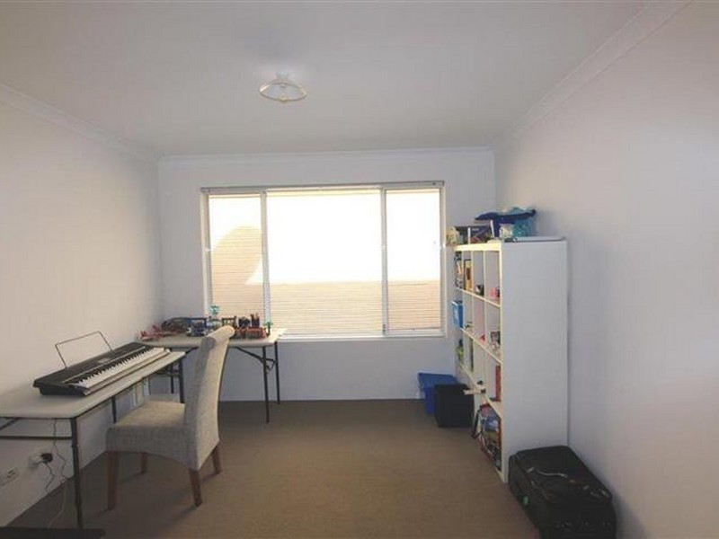 46 Erade Drive, Piara Waters WA 6112