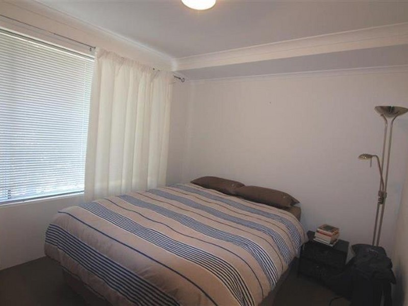 46 Erade Drive, Piara Waters WA 6112