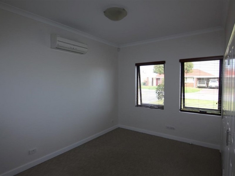 7a Findon Crescent, Westminster WA 6061