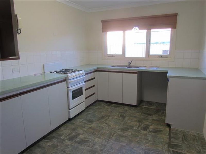 5 Munden Place, Kelmscott WA 6111