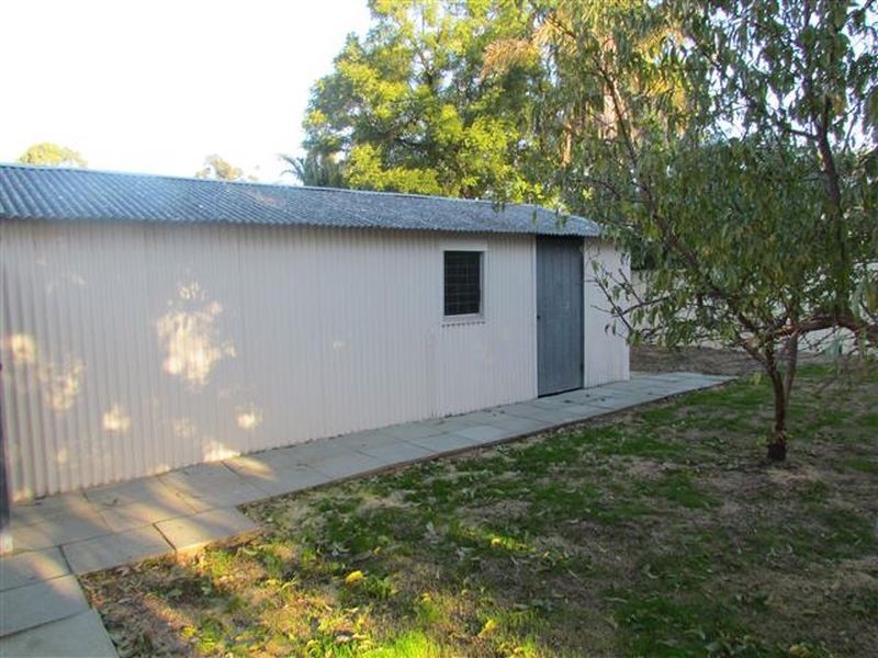 5 Munden Place, Kelmscott WA 6111