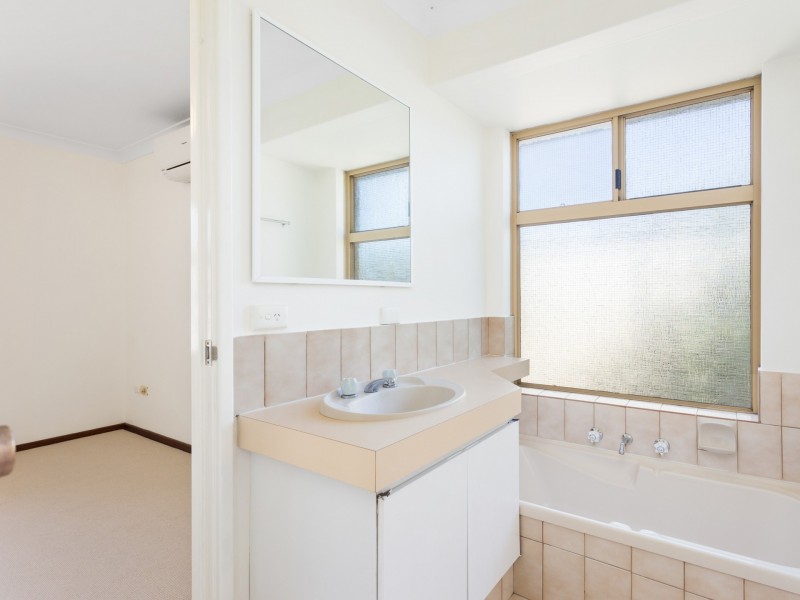 27a Hawkesbury Drive, Willetton WA 6155