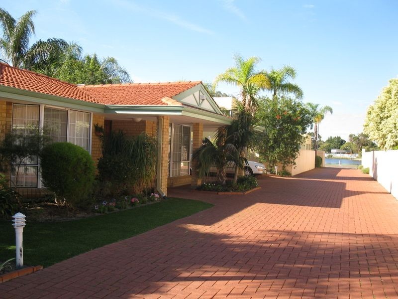 1/435b Riverton Drive, Shelley WA 6148