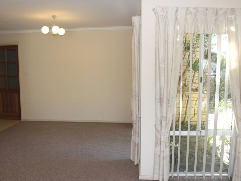 1/435b Riverton Drive, Shelley WA 6148