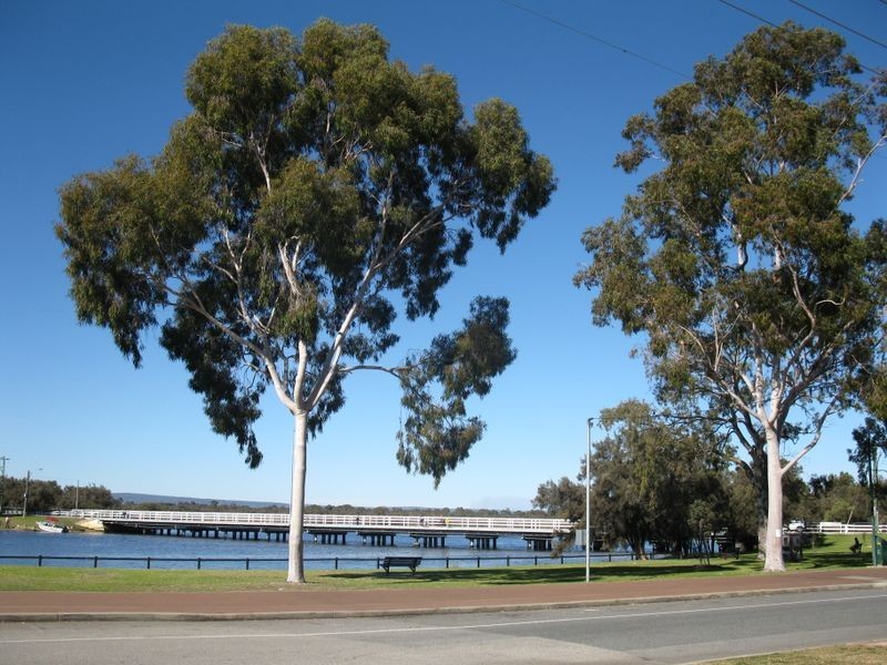 1/435b Riverton Drive, Shelley WA 6148