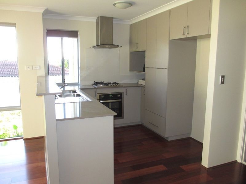 5 Long Street, Beaconsfield WA 6162