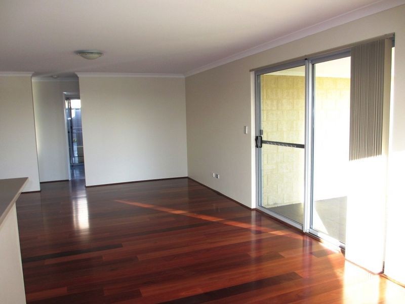 5 Long Street, Beaconsfield WA 6162