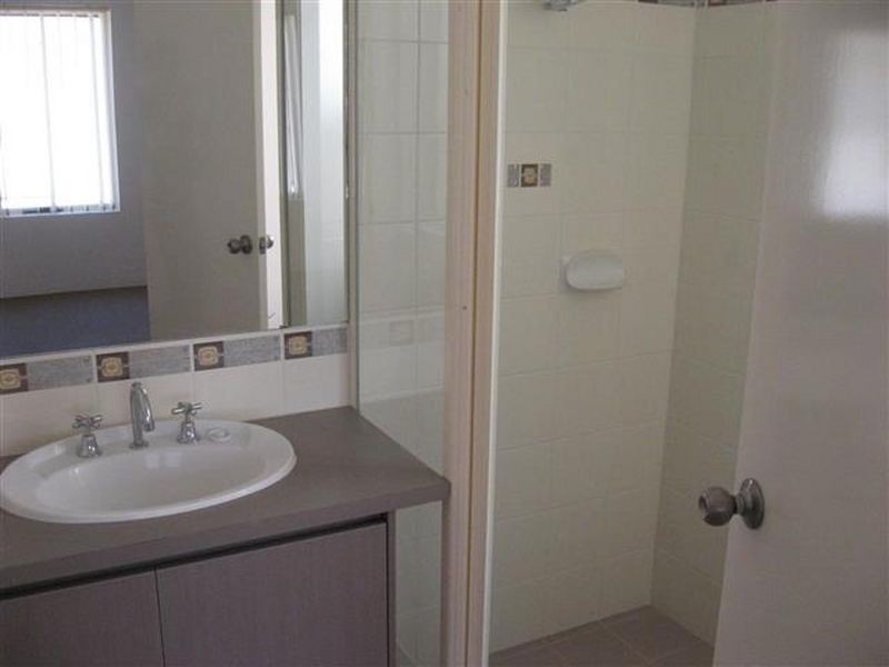 13/36 Fifth Road, Armadale WA 6112