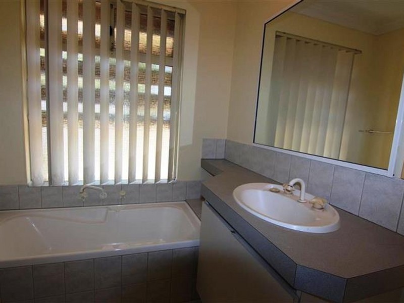 32B Macquarie Way, Willetton WA 6155