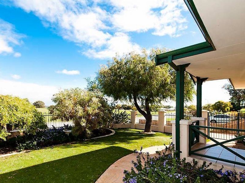 32 Wendouree Road, Wilson WA 6107