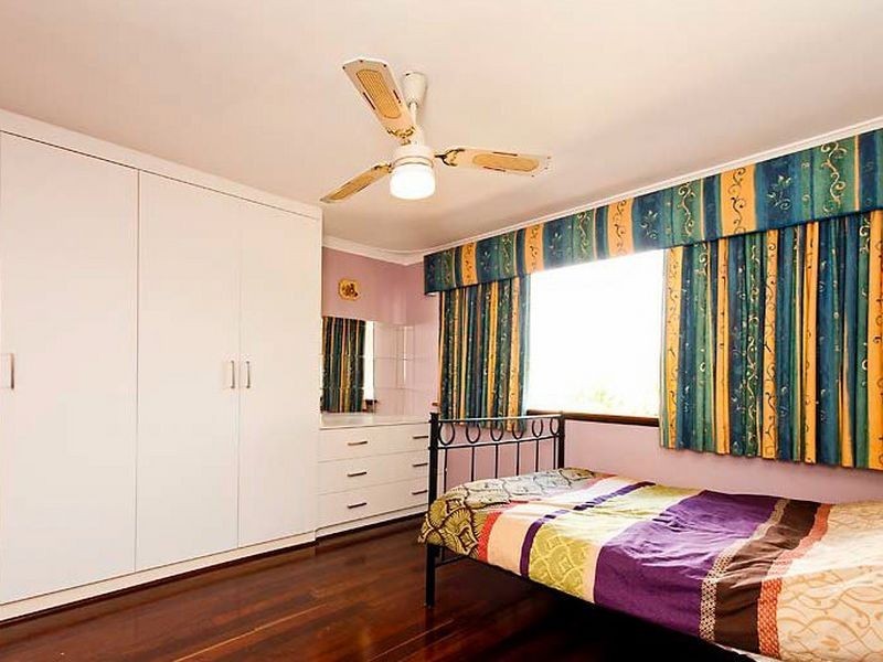 32 Wendouree Road, Wilson WA 6107