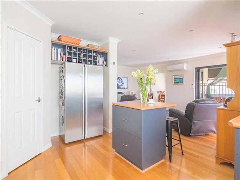 62 Carnegie Parade, Success WA 6164