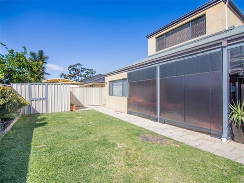 62 Carnegie Parade, Success WA 6164