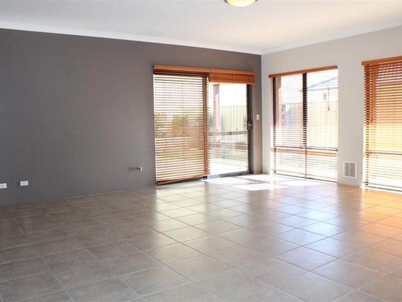 13 Friarbird Terrace, Beeliar WA 6164