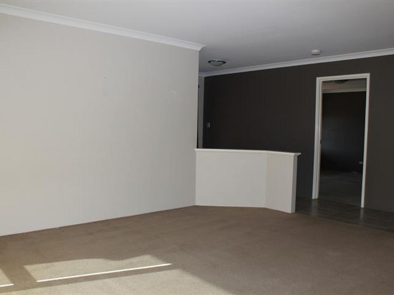 13 Friarbird Terrace, Beeliar WA 6164