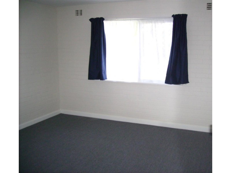 Unit 4/13 Grant Place, Bentley WA 6102