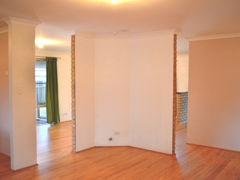 16b Brooksby Street, Melville WA 6156