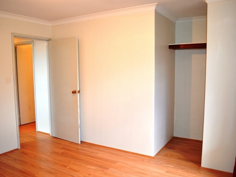 16b Brooksby Street, Melville WA 6156