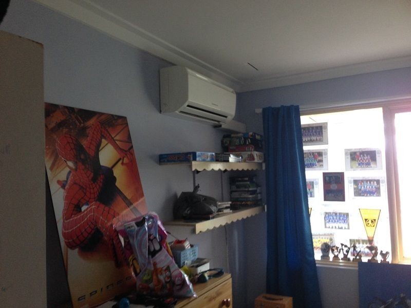 4 Hadlow Place, Thornlie WA 6108