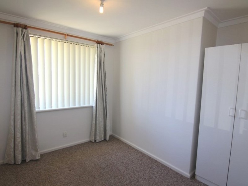 22b Hatcher Way, Parkwood WA 6147