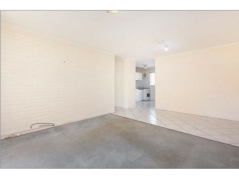 8/83 Phoenix Road, Spearwood WA 6163