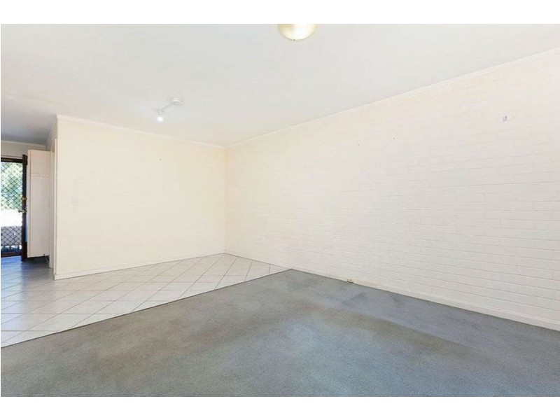 8/83 Phoenix Road, Spearwood WA 6163