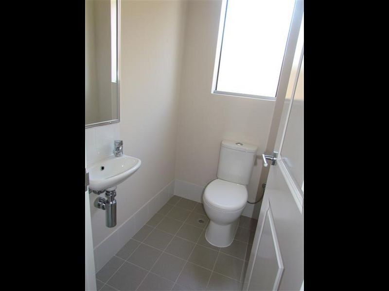 2/7 Gild Street, Cloverdale WA 6105