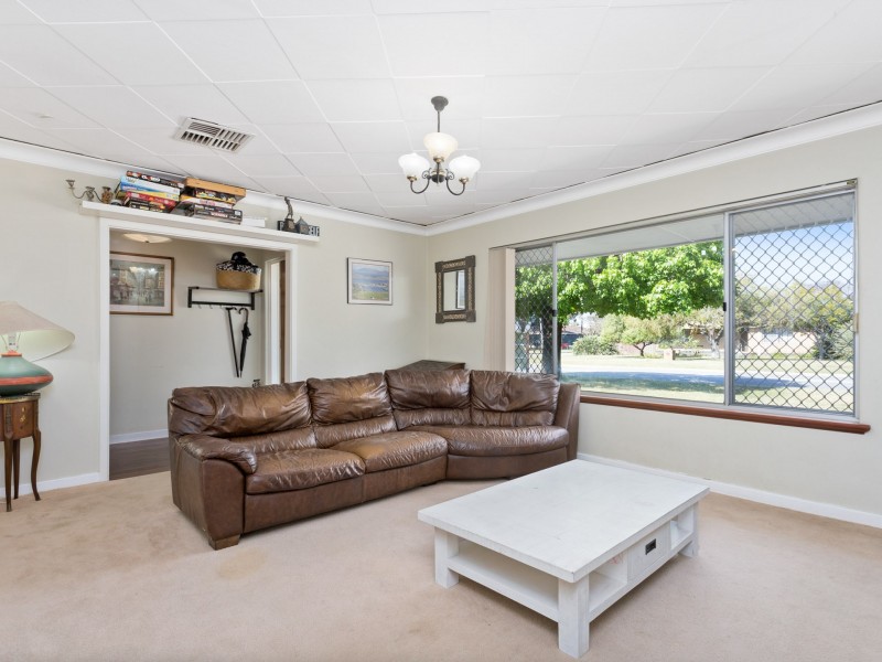 87 Modillion Avenue S, Riverton WA 6148