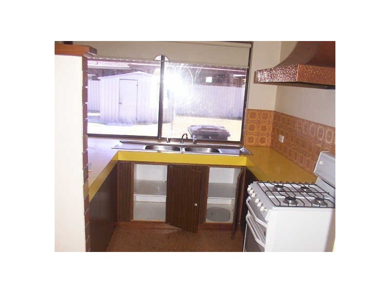 2 Zelkova Way, Parkwood WA 6147